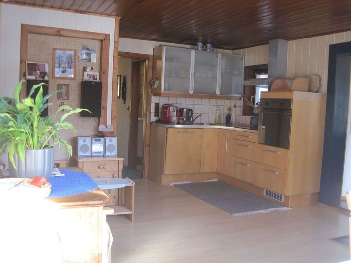 Spacious 2-Bed House in Zell am See, Sleeps 4, 1100
