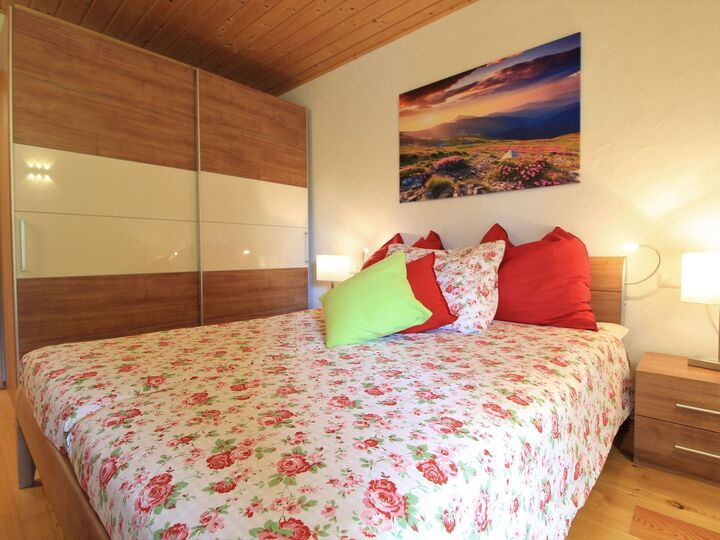 2-Bed Apartment in Spittal an der Drau, Sleeps 5, 1100