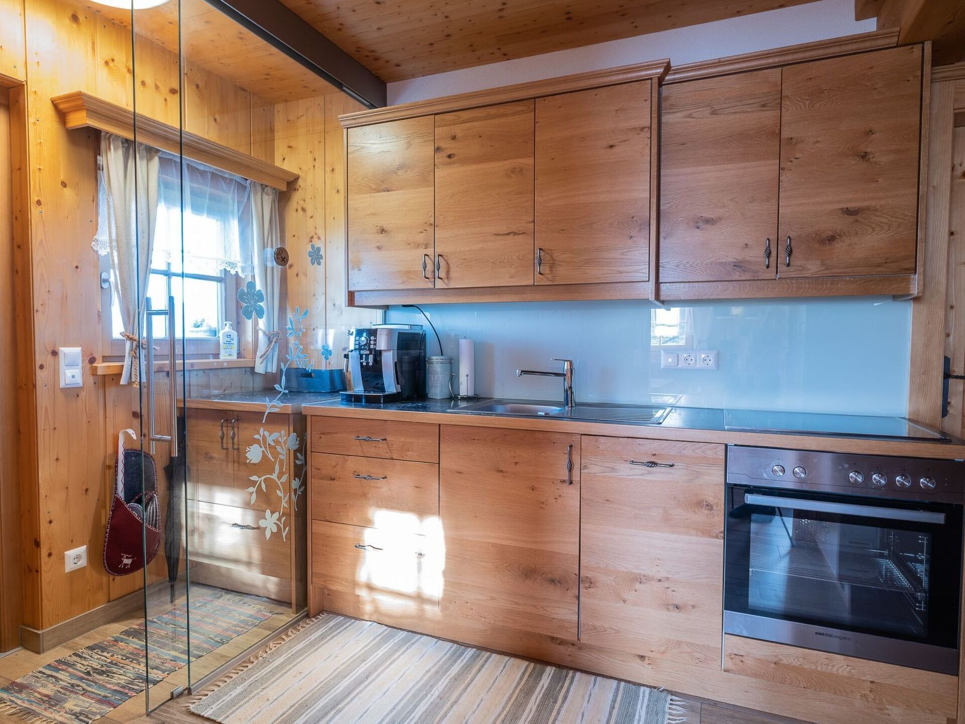 2-Bed House with Mountain View in Wolfsberg, Sleeps 6, 1104