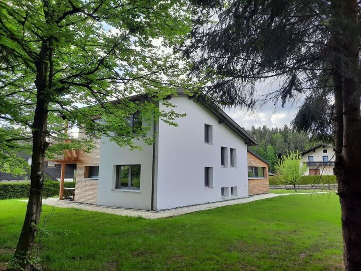 4-Bed House in Villach-Land, Sleeps 10, 1092