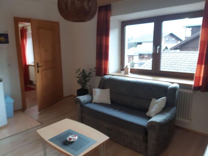 Stunning 1-Bed Apartment in Reutte, Sleeps 2, 1159