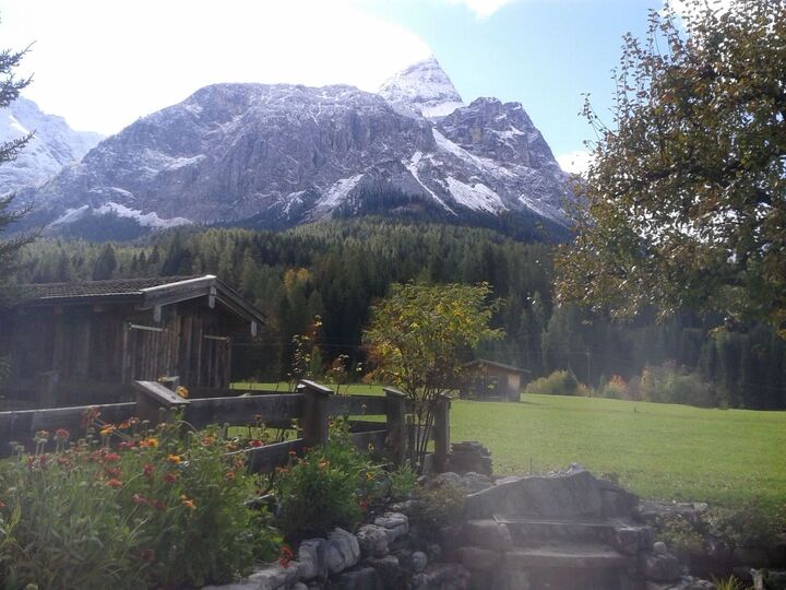 Stunning 1-Bed Apartment in Reutte, Sleeps 2, 1159