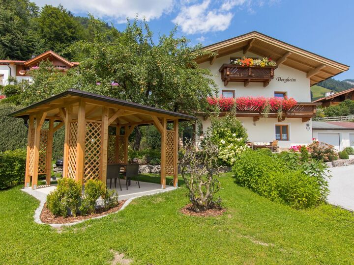 2-Bed Apartment in Kufstein, Sleeps 4, 1171