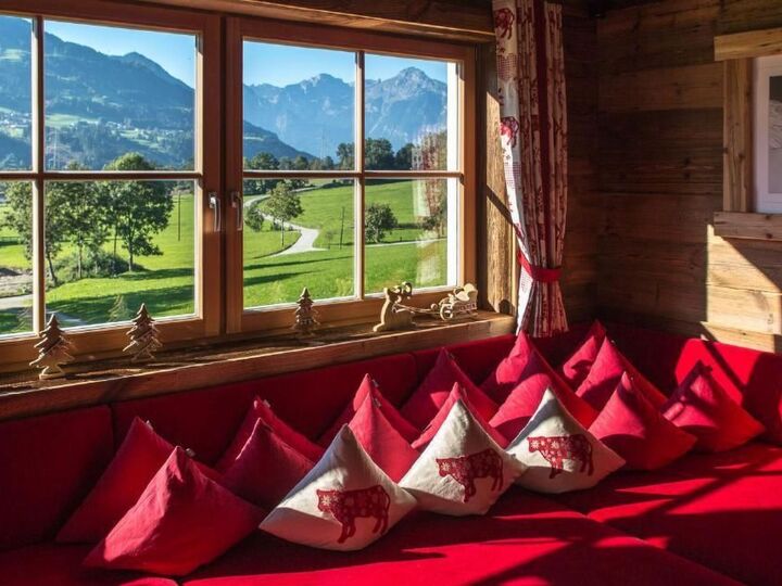 4-Bed House with Mountain View in Schwaz, Sleeps 8, 1175
