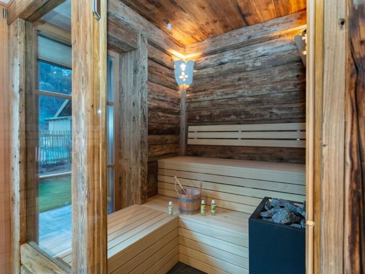 3-Bed House in Sankt Johann im Pongau, Sleeps 6, 1133