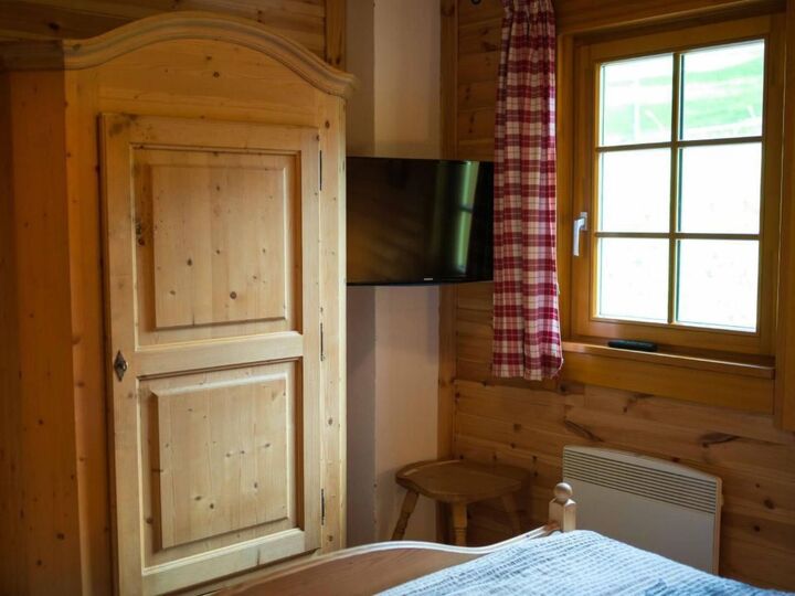 3-Bed House with Mountain View in Tamsweg, Sleeps 6, 1135
