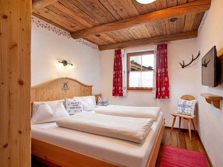 4-Bed House in Sankt Johann im Pongau, Sleeps 10, 1138
