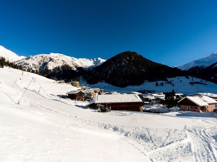 Idyllic 5-Bed House in Lienz, Sleeps 12, 1164