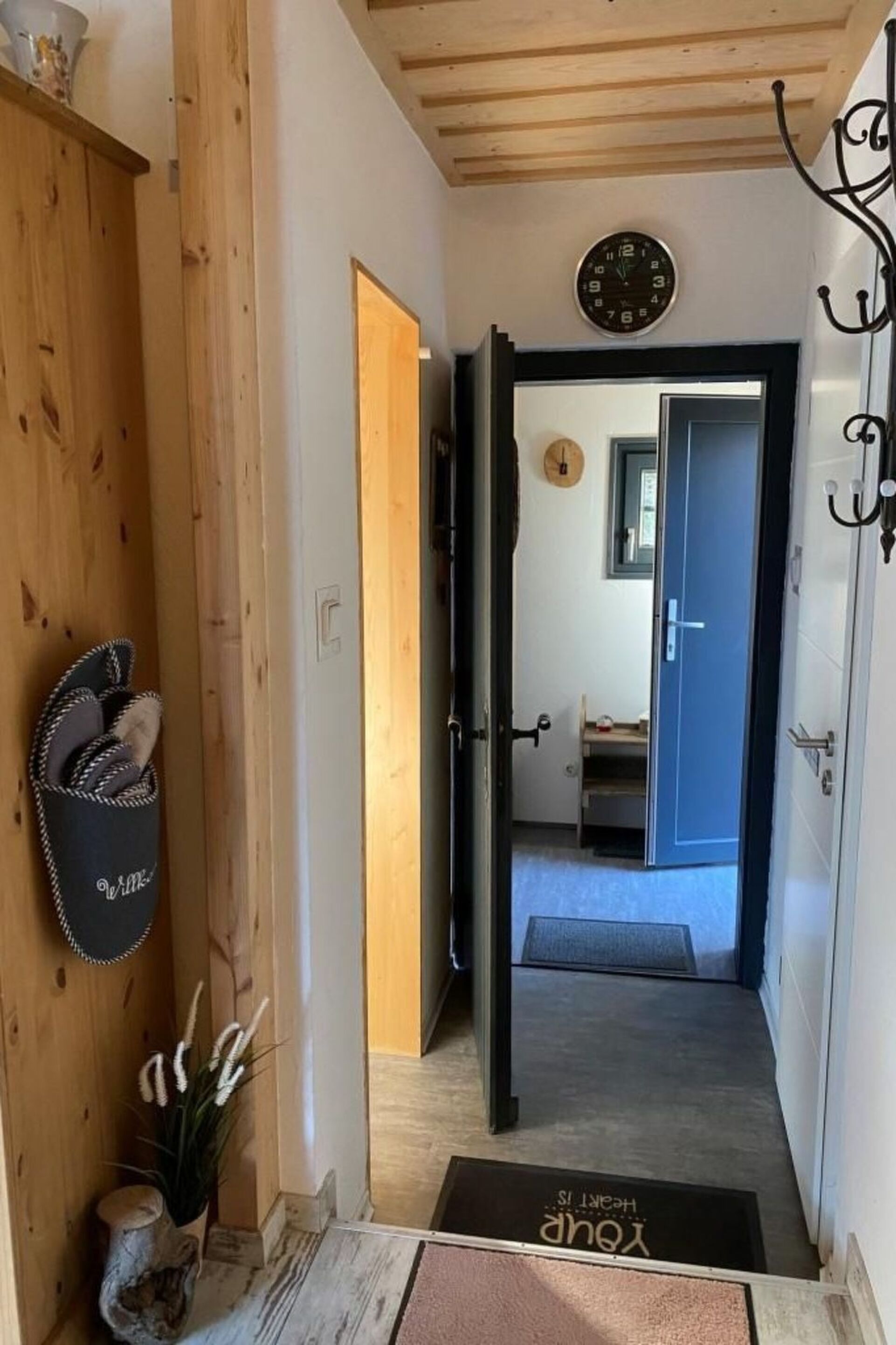 Spacious 1-Bed House in Scharding, Sleeps 2, 1007