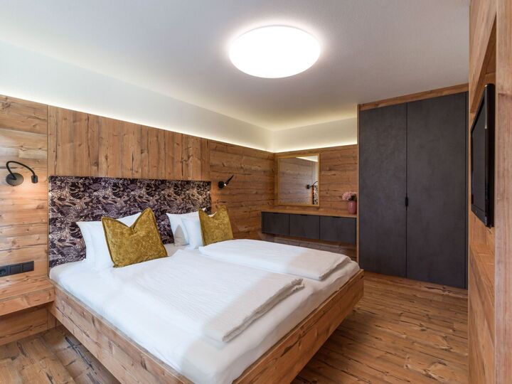 2-Bed Apartment with Mountain View in Schwaz, Sleeps 6, 1154, Brandberg, Austria