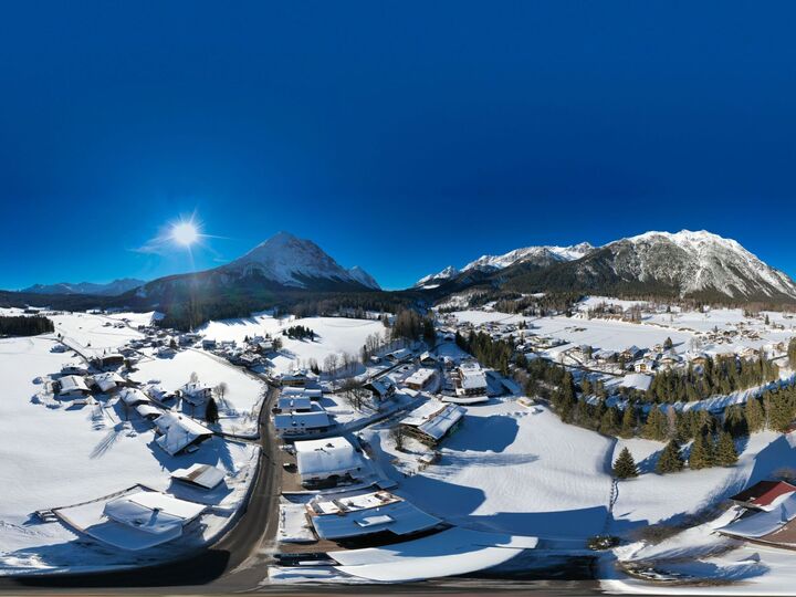 Charming 1-Bed Apartment in Innsbruck-Land, Sleeps 3, 1156, Leutasch, Austria
