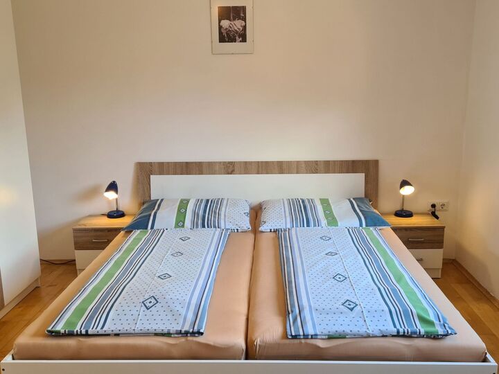 Idyllic 3-Bed Apartment in Liezen, Sleeps 10, 1023