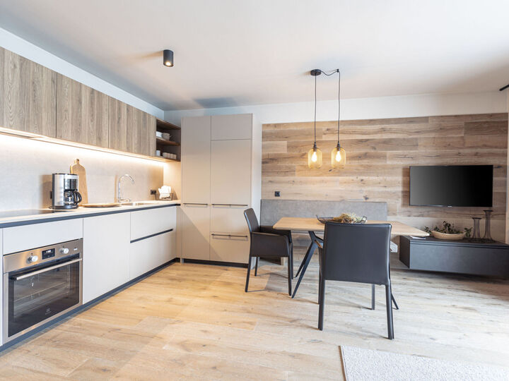 2-Bed Apartment in Kitzbuhel, Sleeps 4, 1103, Westendorf, Austria