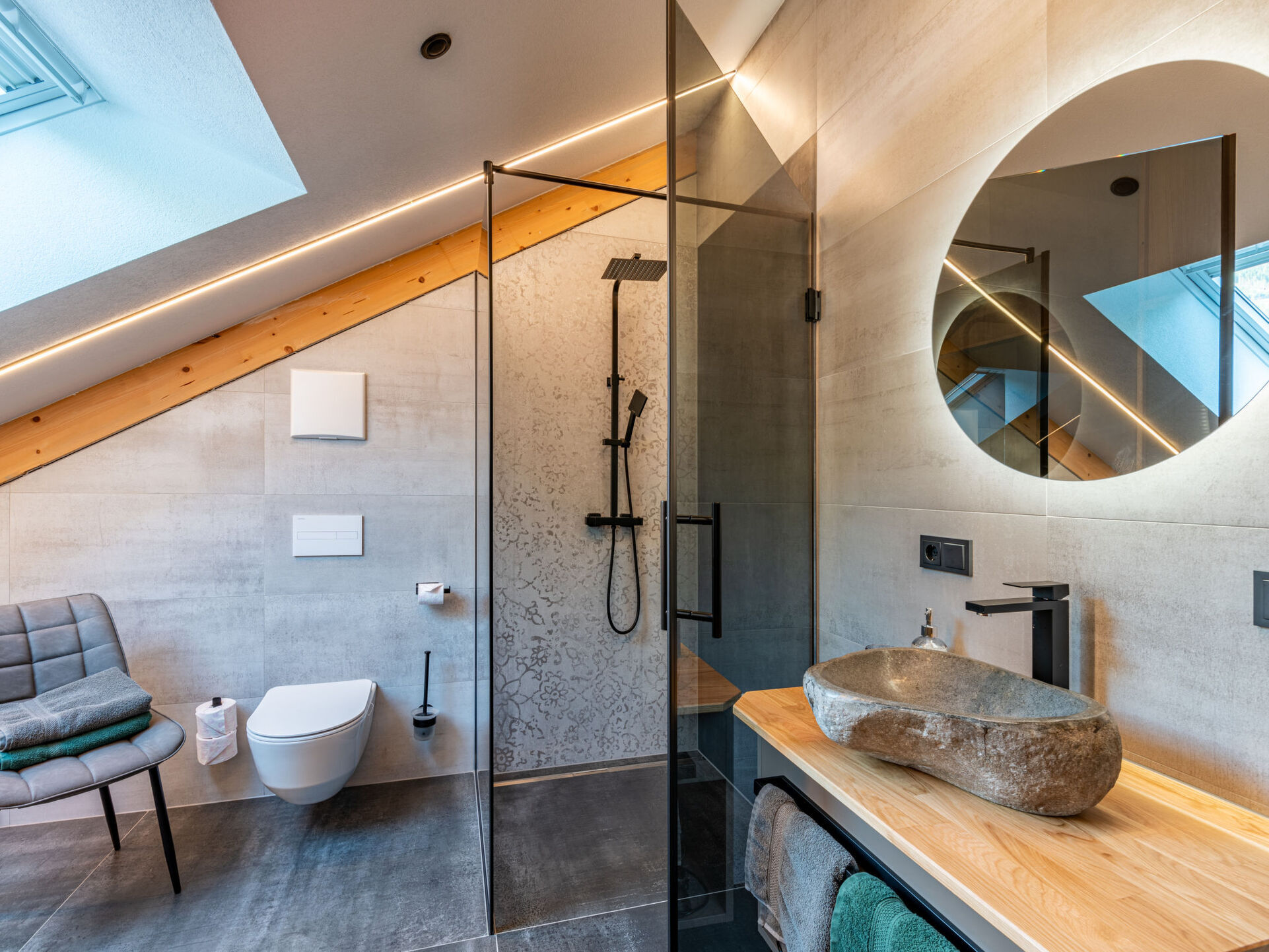 Bathroom / Wellness