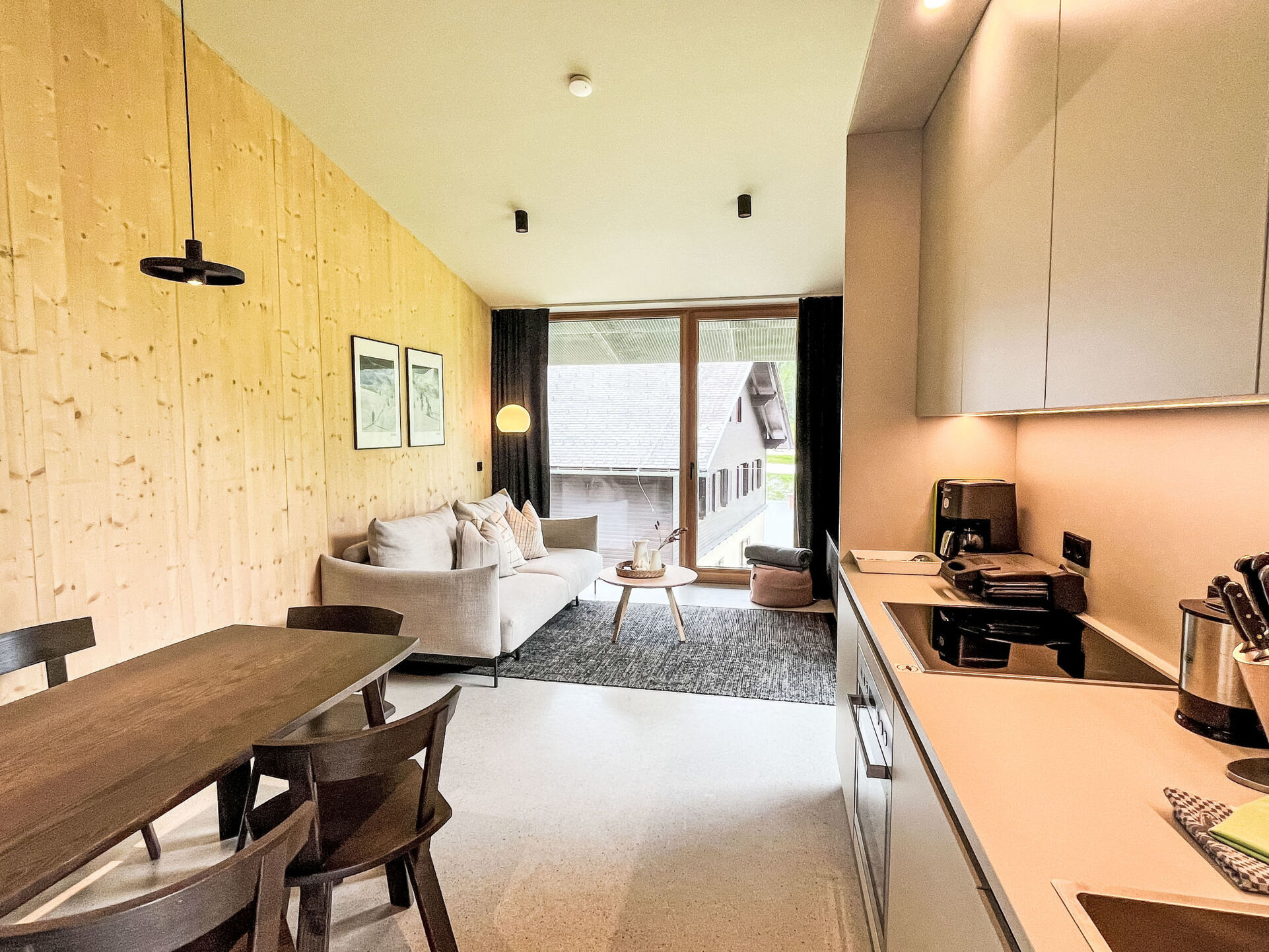Kitchen / Dining Room
