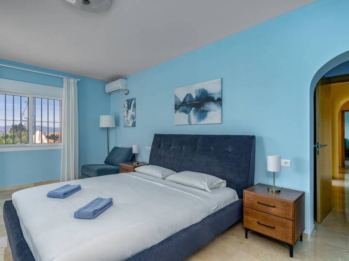 Las Lagunas de Mijas Villa 1071