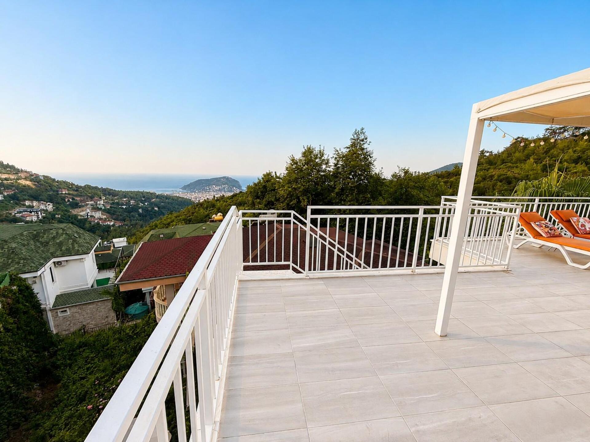 5 Star Villa Majestica — Sea, Castle & Elite Mediterranean Stay