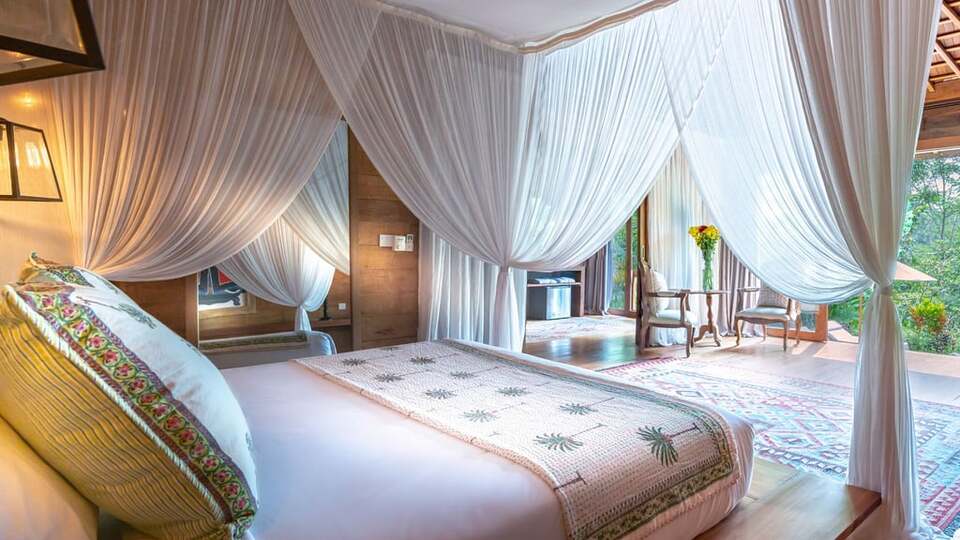 5 Star Villa Nag Shampa – A Private Balinese Masterpiece