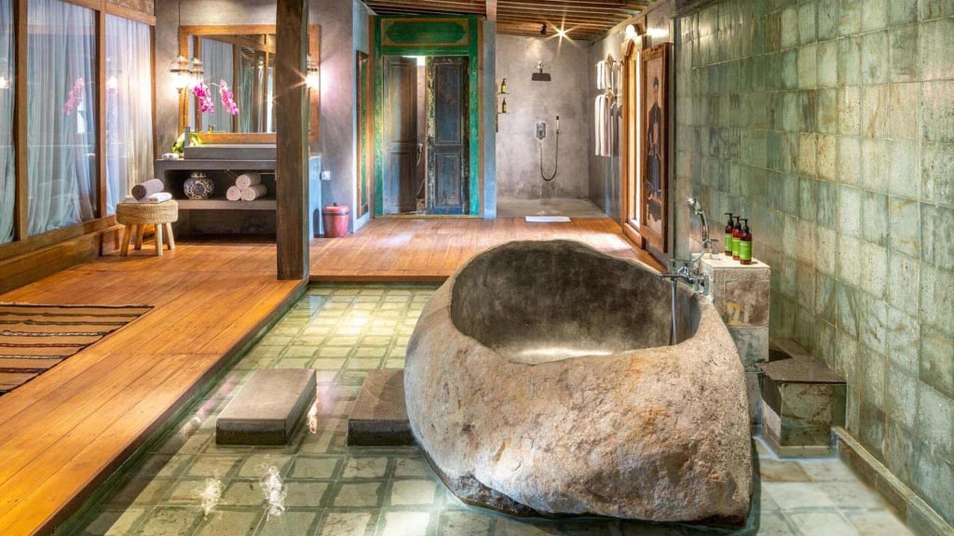 5 Star Villa Nag Shampa – A Private Balinese Masterpiece