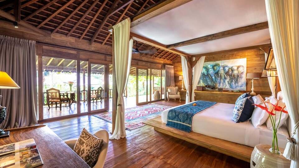 5 Star Villa Nag Shampa – A Private Balinese Masterpiece