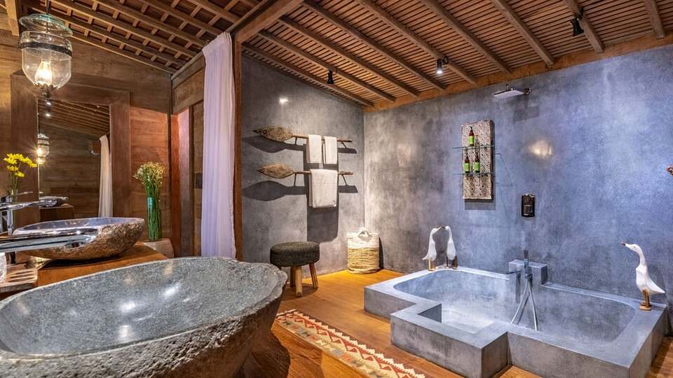 5 Star Villa Nag Shampa – A Private Balinese Masterpiece