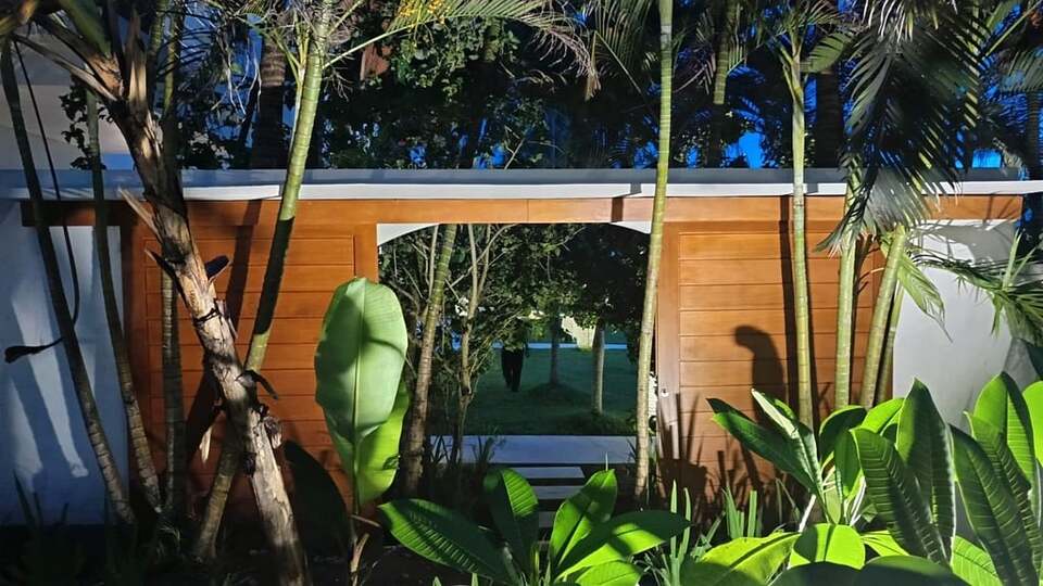 5 Star Villa Lulla – A Luxurious Beachfront Escape in Bali