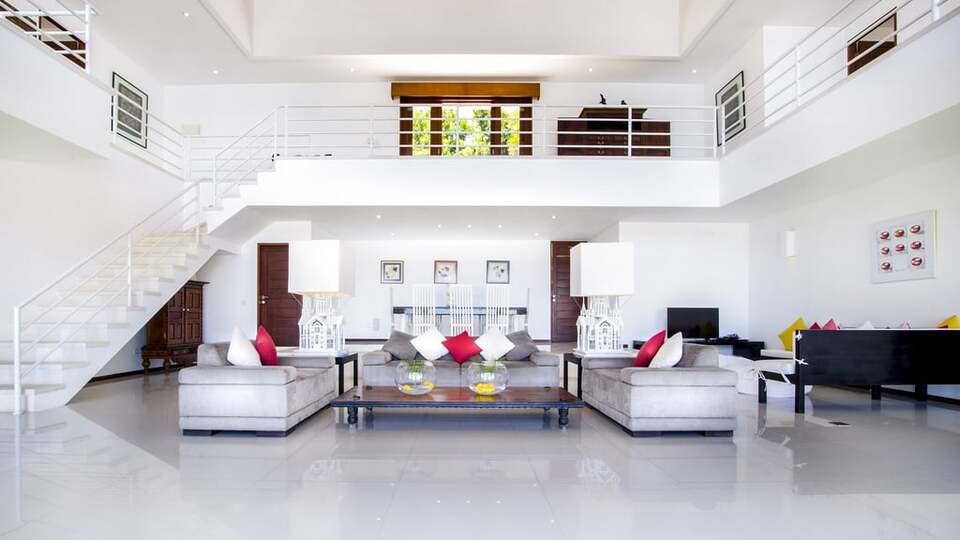 5 Star Villa Lulla – A Luxurious Beachfront Escape in Bali