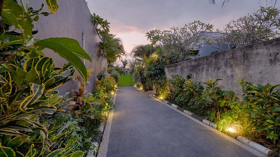 5 Star Villa Rosalia 3 – A Private Tropical Retreat in Canggu