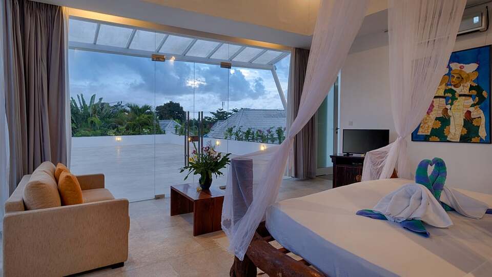 5 Star Villa Putih 1 – An Elegant Pererenan Hideaway
