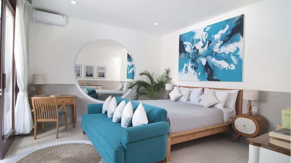 5 Star Minggu Villas – Tropical Group Escape