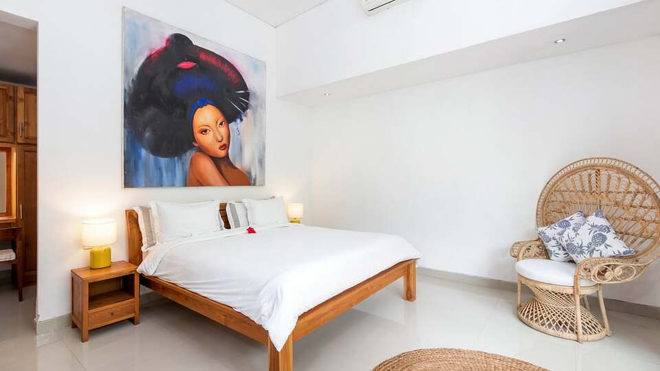 5 Star Minggu Villas – Tropical Group Escape