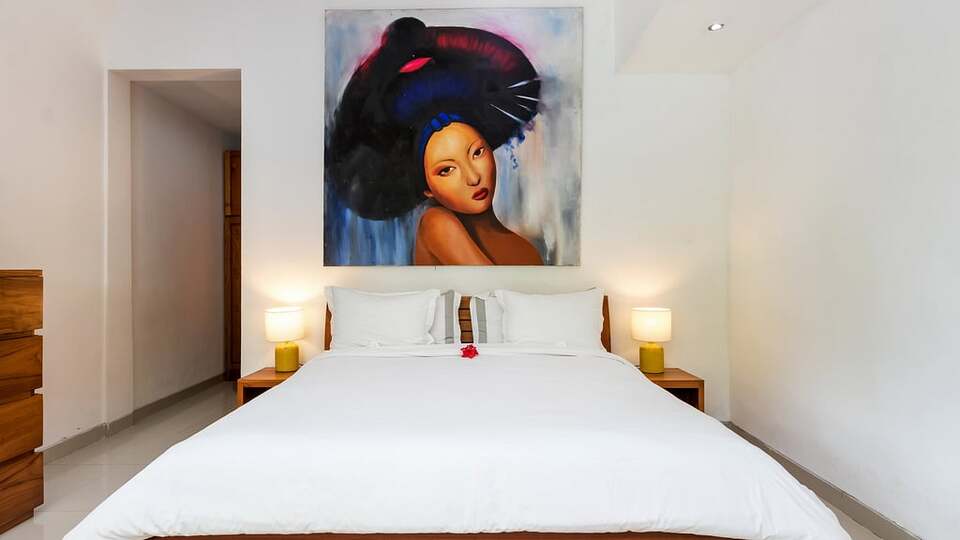 5 Star Minggu Villas – Tropical Group Escape