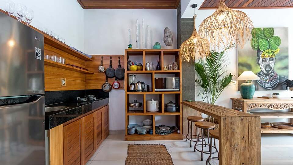 5 Star Minggu Villas – Tropical Group Escape