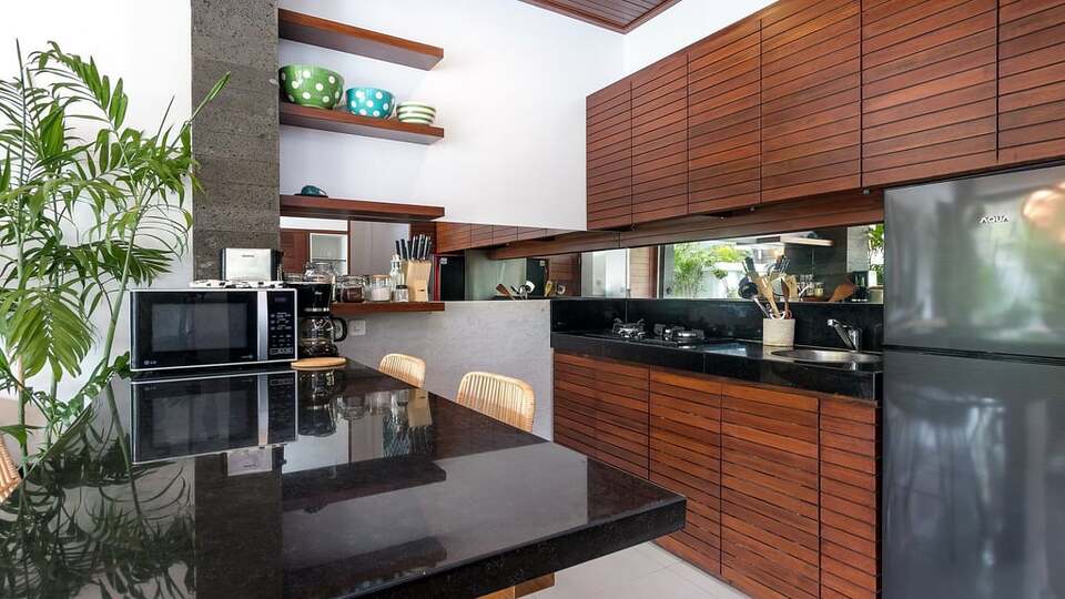 5 Star Minggu Villas – Tropical Group Escape