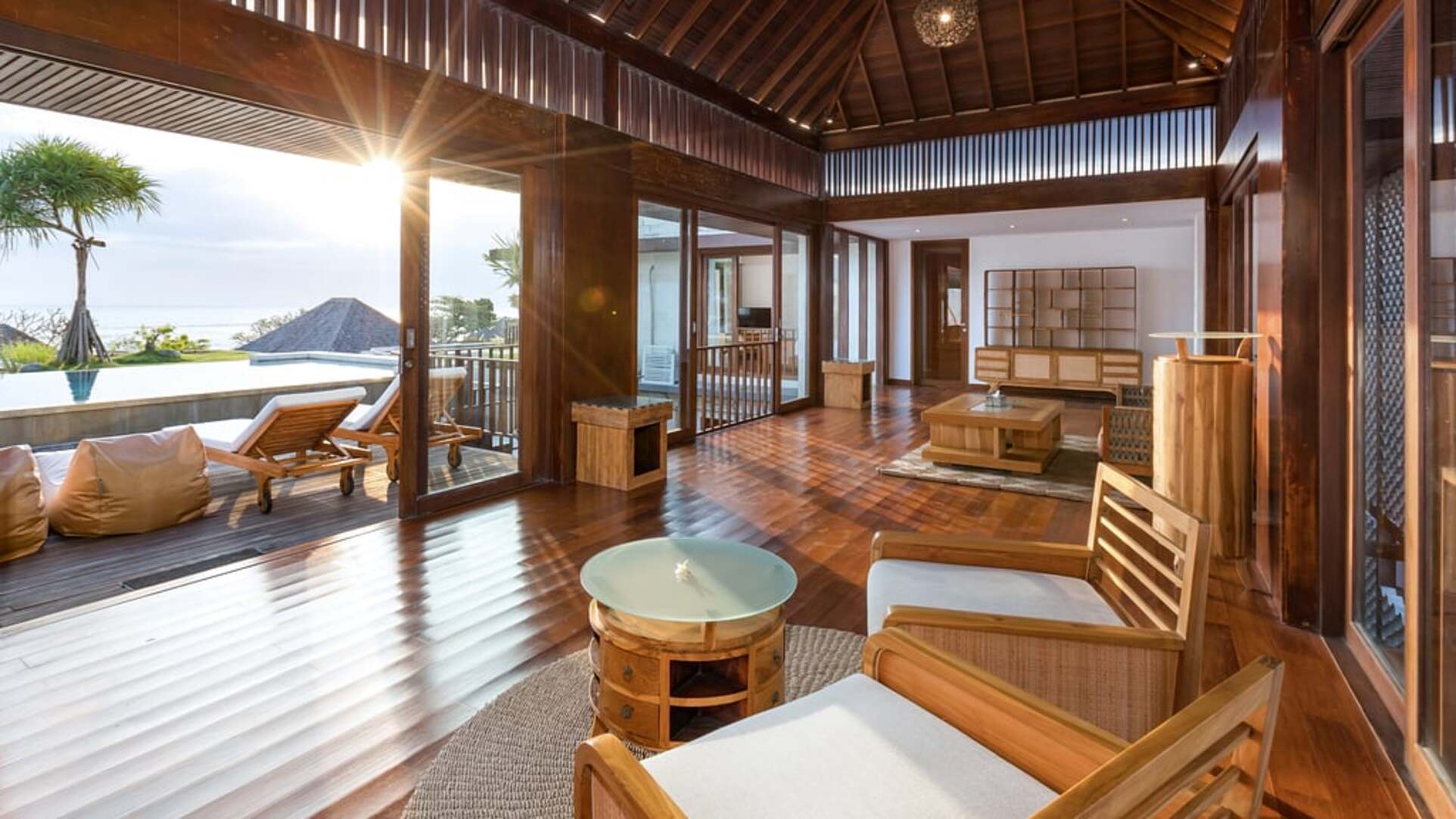 5 Star The Chand’s Three – Oceanfront Balinese Escape