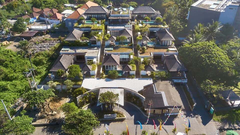 5 Star The Chand’s Two – Beachfront Serenity Escape