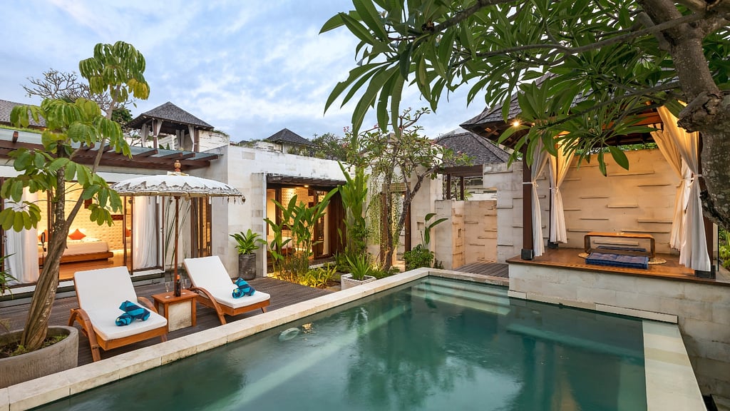 5 Star The Chand’s Two – Tropical Beachfront Haven