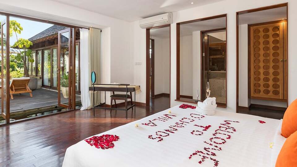 5 Star The Chand’s Estate – Exclusive Beachfront Collection