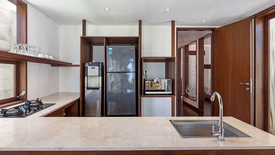 5 Star The Chand’s Estate – Exclusive Beachfront Collection