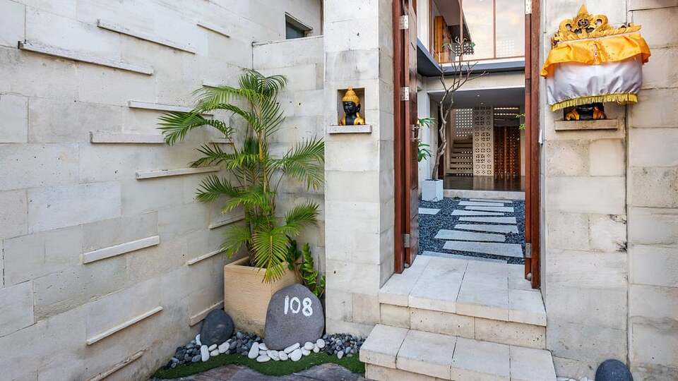 5 Star The Chand’s Estate – Exclusive Beachfront Collection