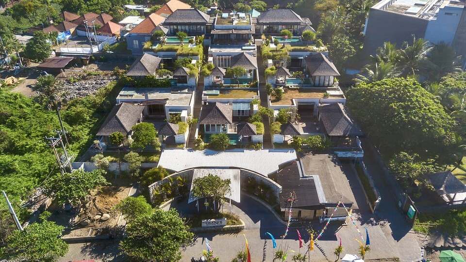5 Star The Chand’s Estate – Exclusive Beachfront Collection