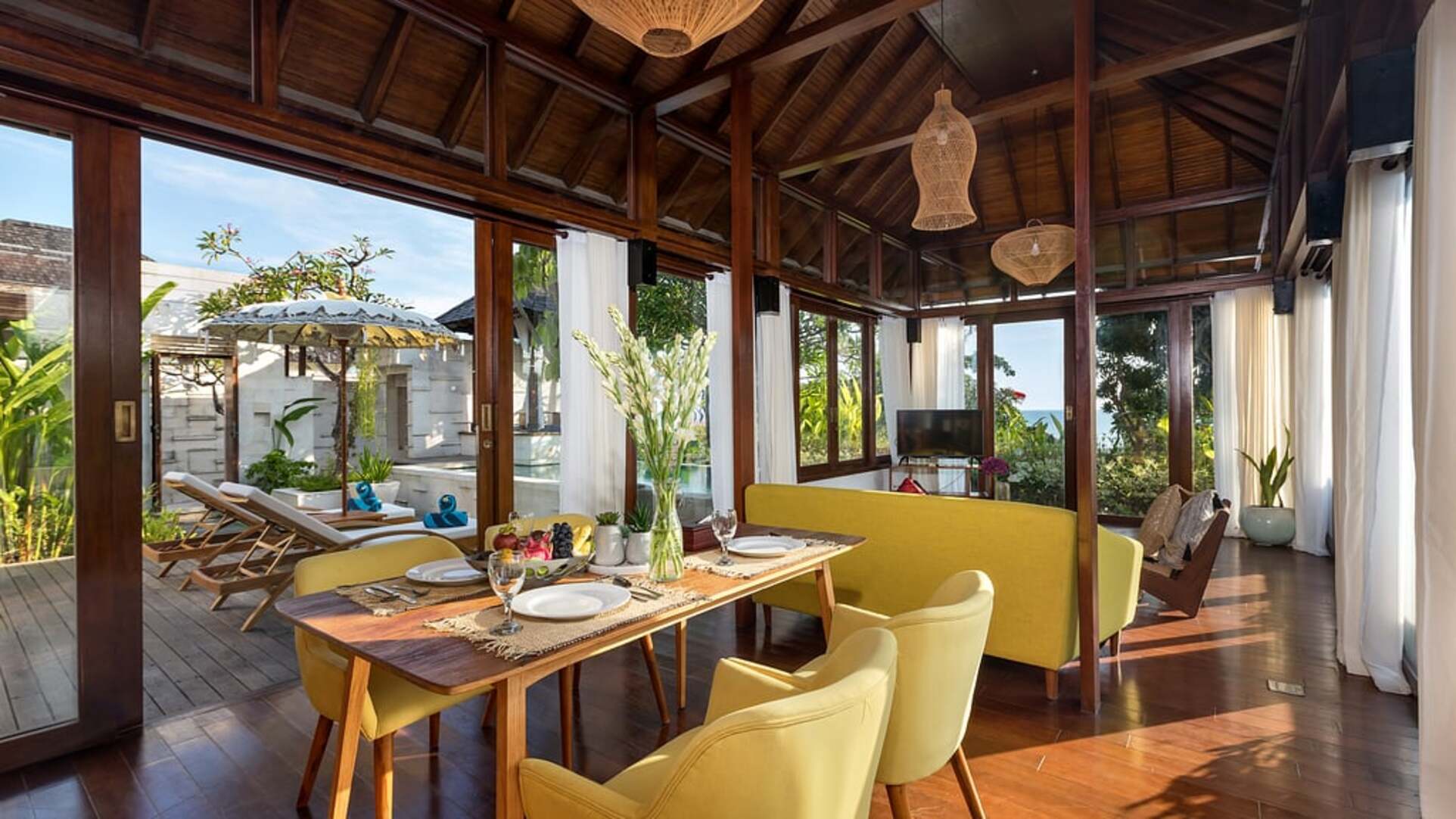 5 Star The Chand’s Estate – Exclusive Beachfront Collection