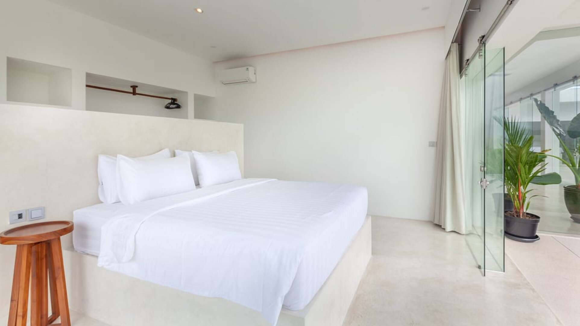 5 Star Villa Zen Sengkidu – Panoramic Coastal Retreat