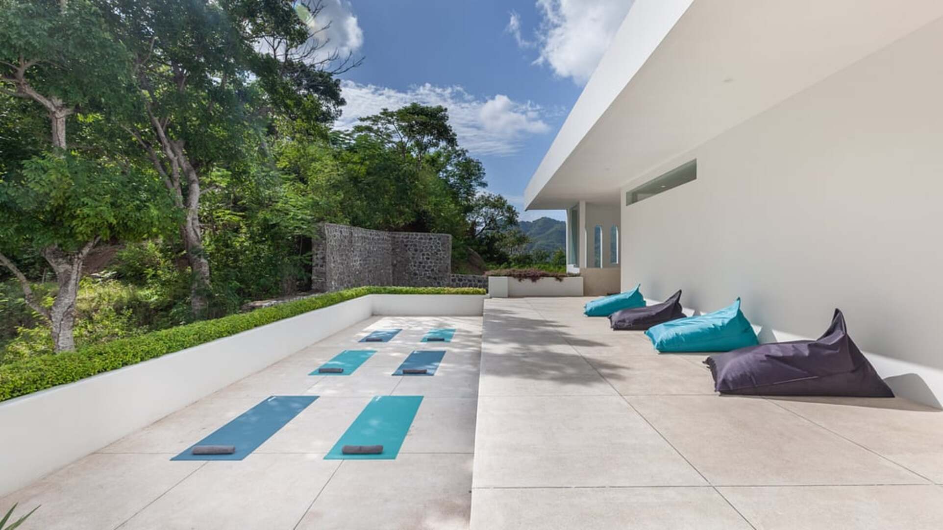 5 Star Villa Zen Sengkidu – Panoramic Coastal Retreat