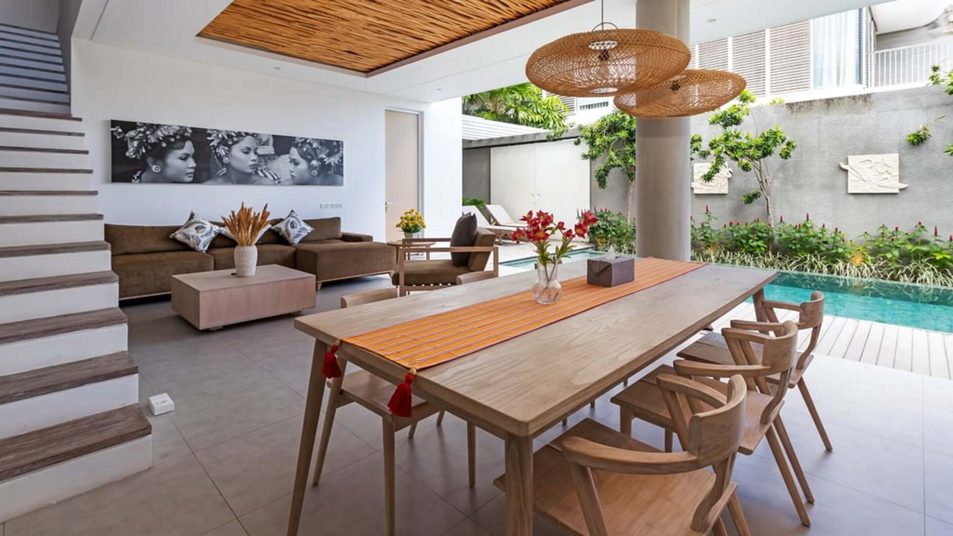 5 Star Swan Villas – Twin Villa Escape