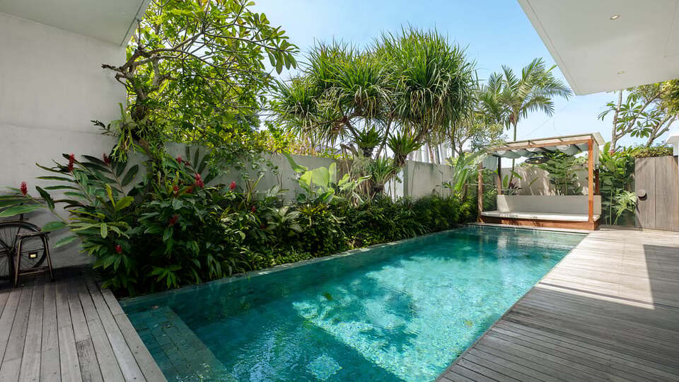 5 Star Swan Villa R – Boho Garden Escape, Seminyak, Indonesia