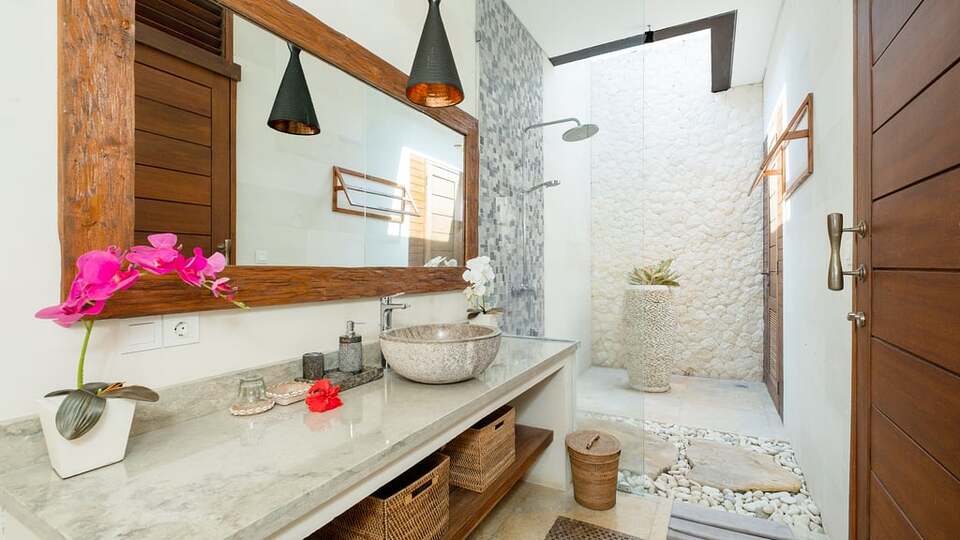 5 Star Villa Liang Ubud – Serene Ricefield Escape