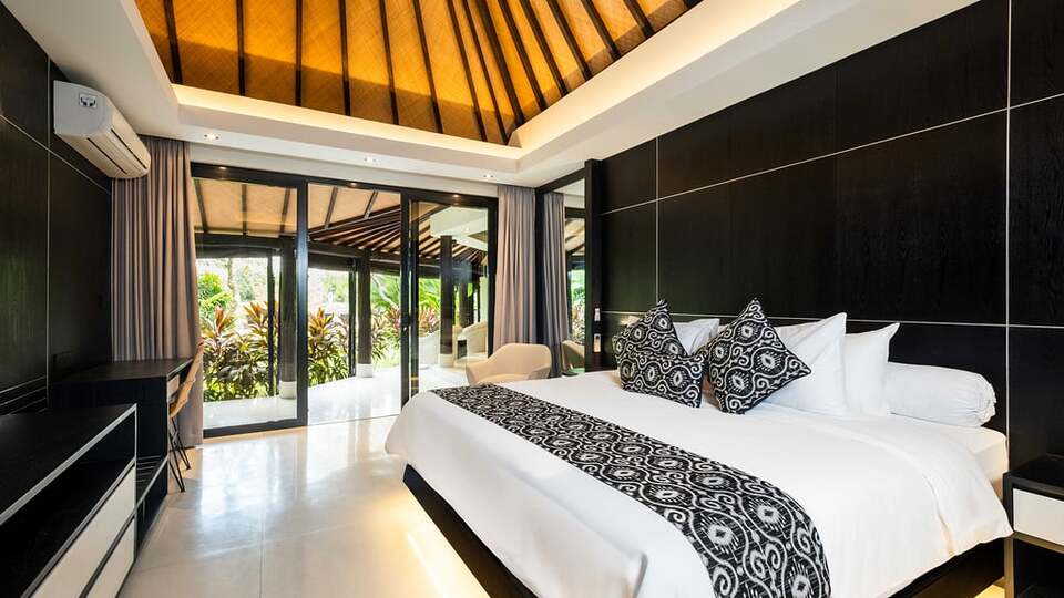5 Star Villa Kubu Dewi Sri – Canggu Ricefield Retreat