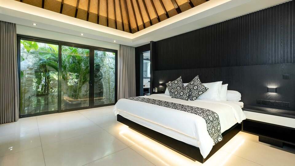 5 Star Villa Kubu Dewi Sri – Canggu Ricefield Retreat