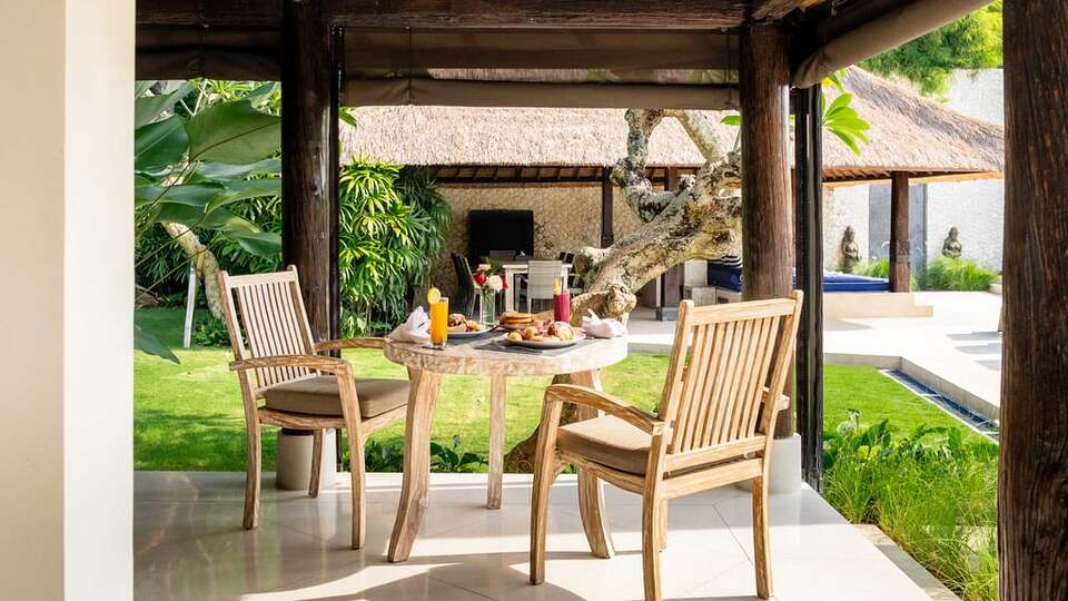 5 Star Villa Kubu Dewi Sri – Canggu Ricefield Retreat